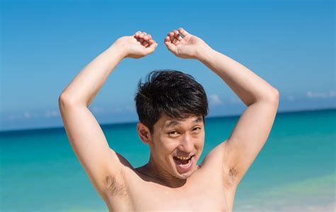 男子 脇毛|脇毛を切る(カットする)とワキガ対策になる？脇毛を。